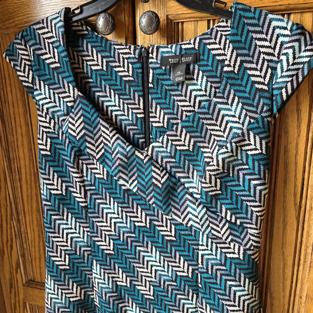 WHBM Herringbone Knit Sheath Dress, Size 10, EUC - Picture 4 of 11
